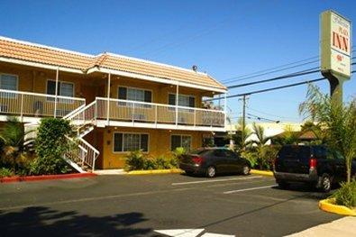 Travelodge & By Wyndham Hotel Fullerton